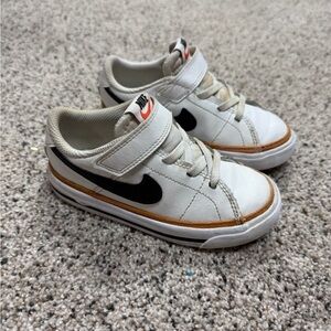 Nike Kids White and Black Sneakers with Tan Accents